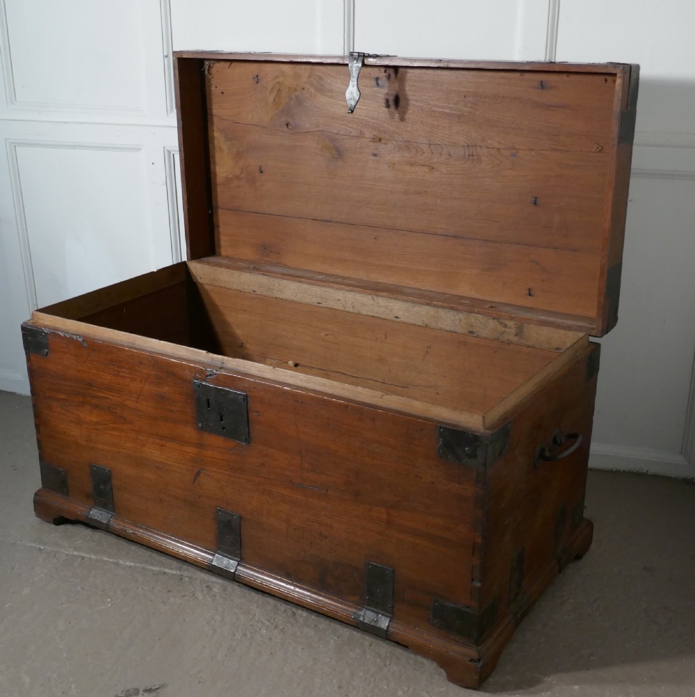 18th Century Heavy Iron Banded Traveling Silver Sea Chest View VII
