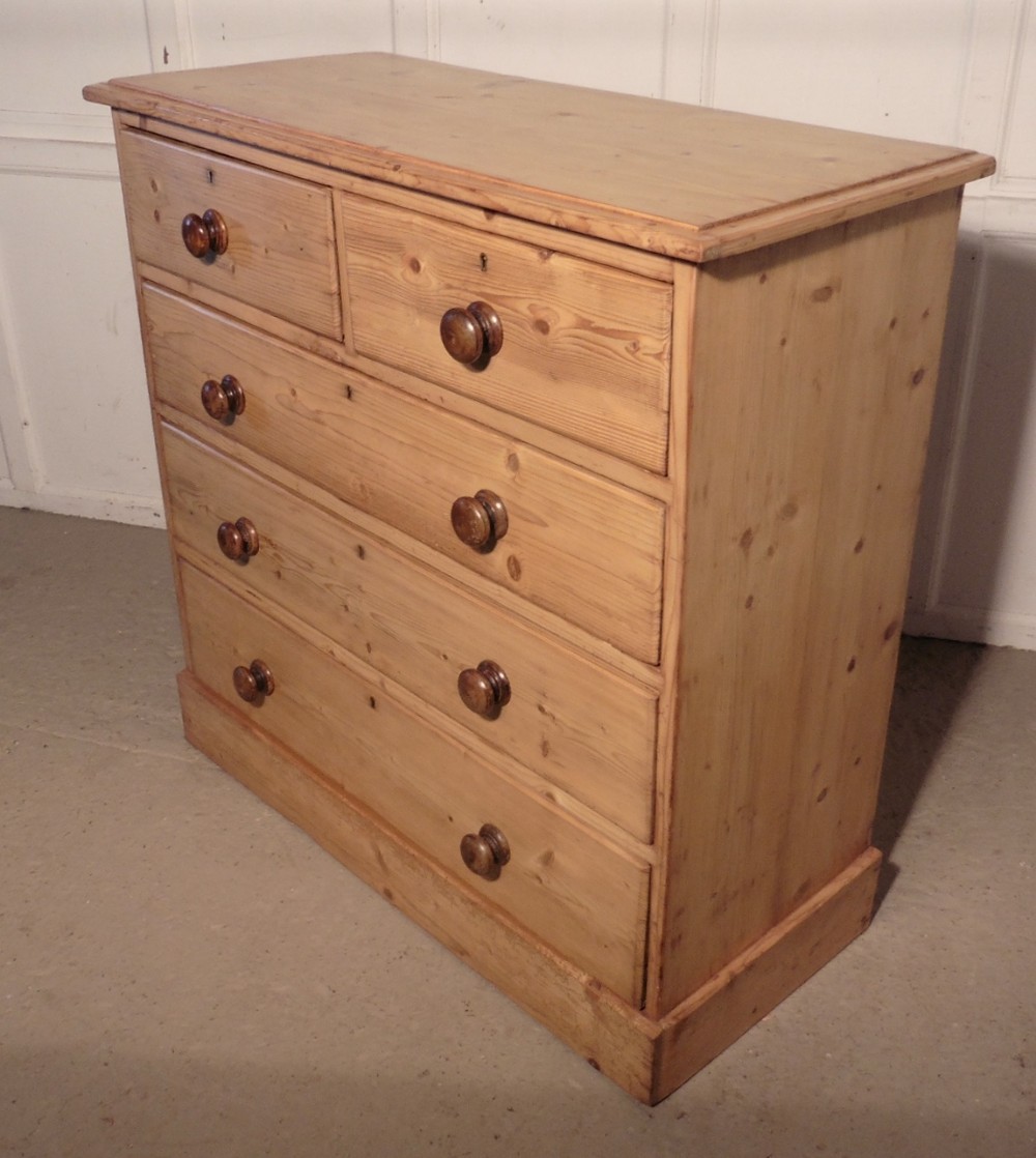 Victorian Stripped Pine Chest of Drawers