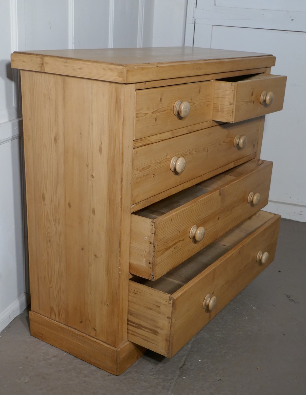 Large Victorian Stripped Pine Chest of Drawers  View IV