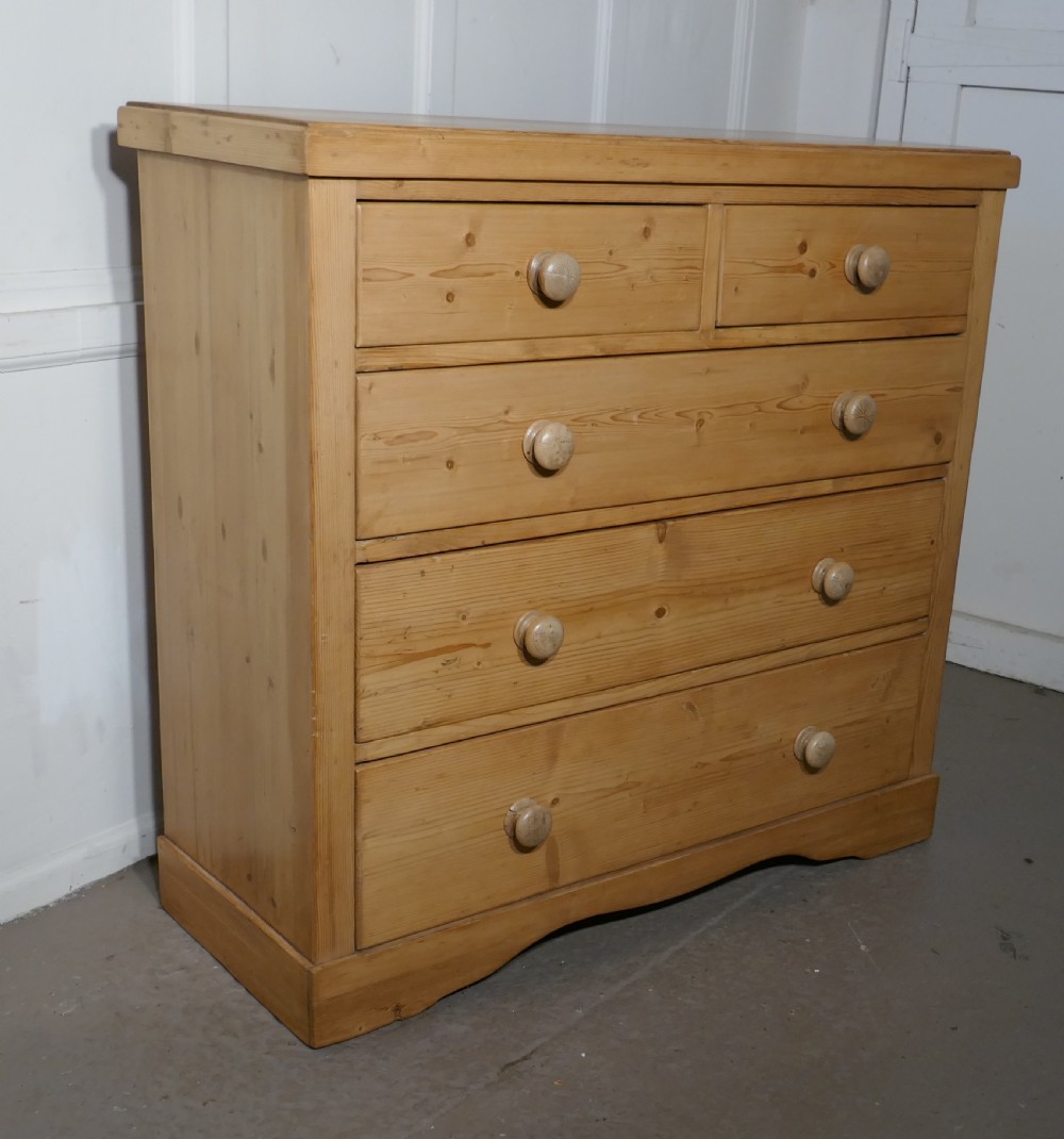 Large Victorian Stripped Pine Chest of Drawers  View VI