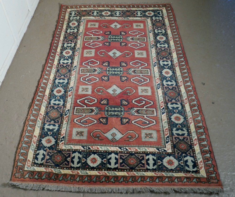 Vintage Hand Woven Shiraz Carpet   View IX