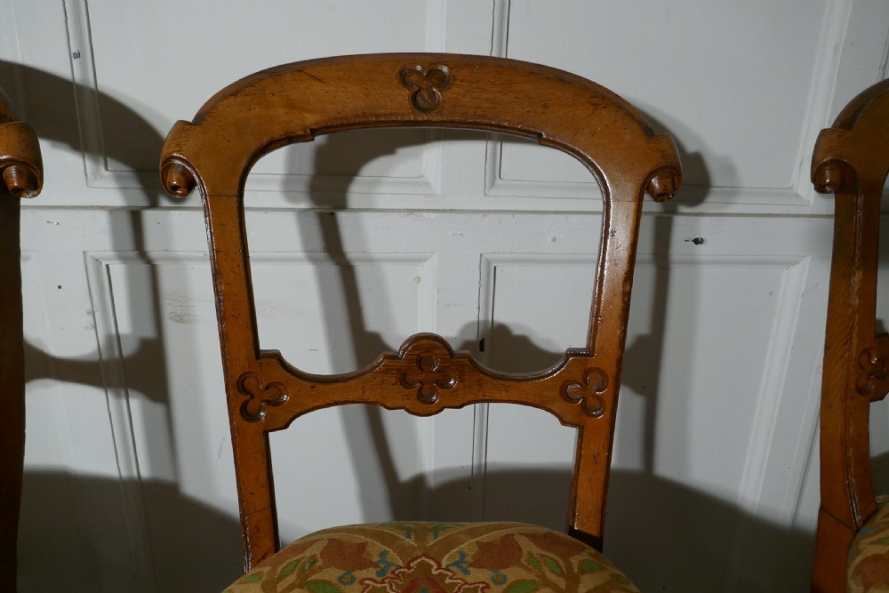 Set of 6 Arts and Crafts Gothic Golden Oak Dining Chairs View VI