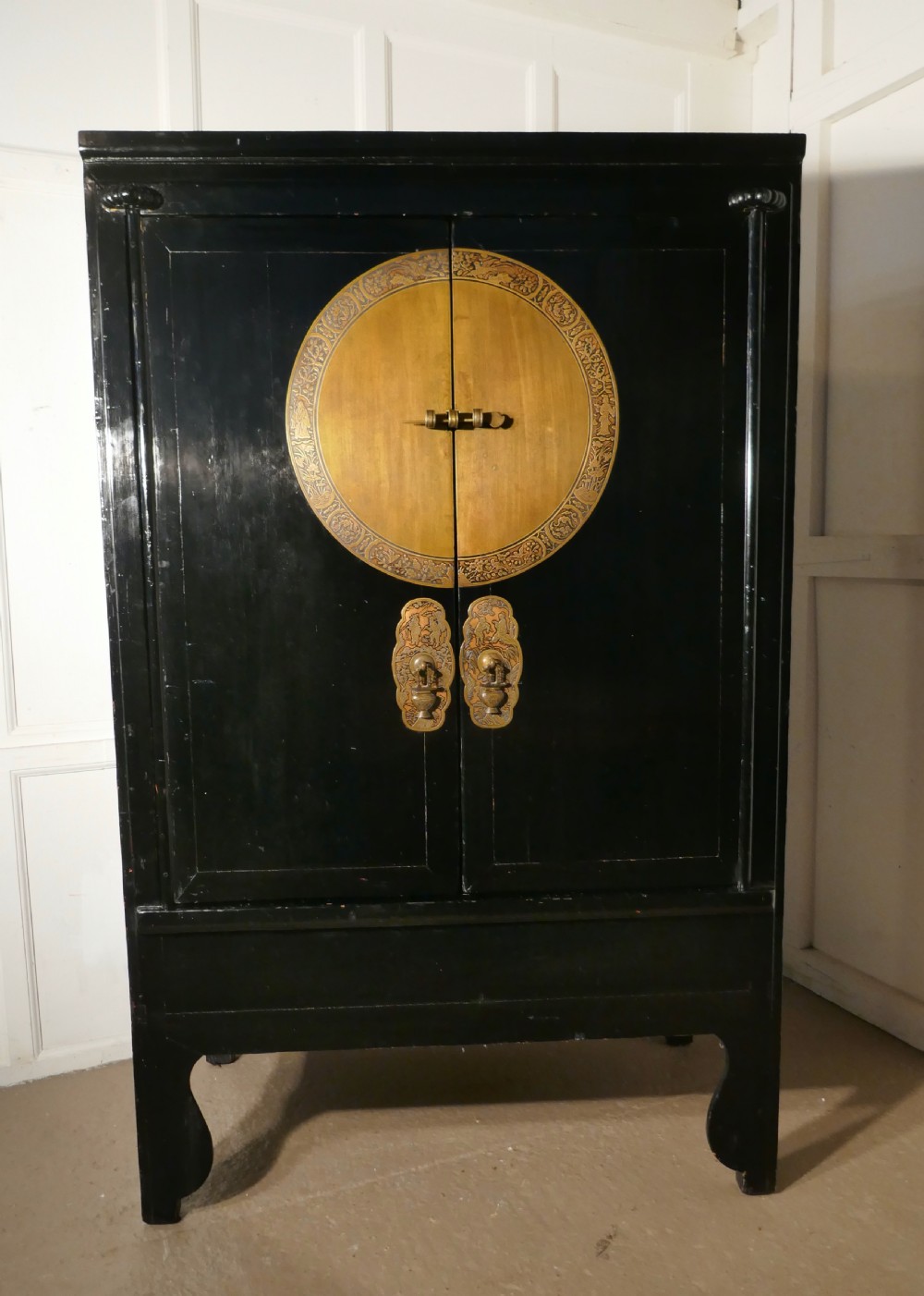 Chinoiserie Art Deco Black Lacquer and Brass Cupboard
