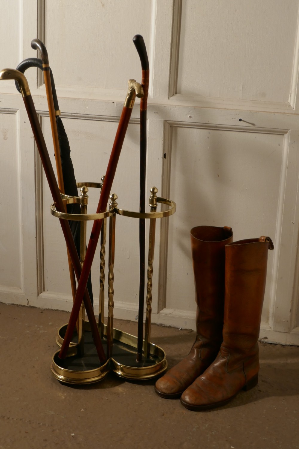 Irish Shamrock Cast Iron and Brass Walking Stick Stand or Umbrella Stand View II