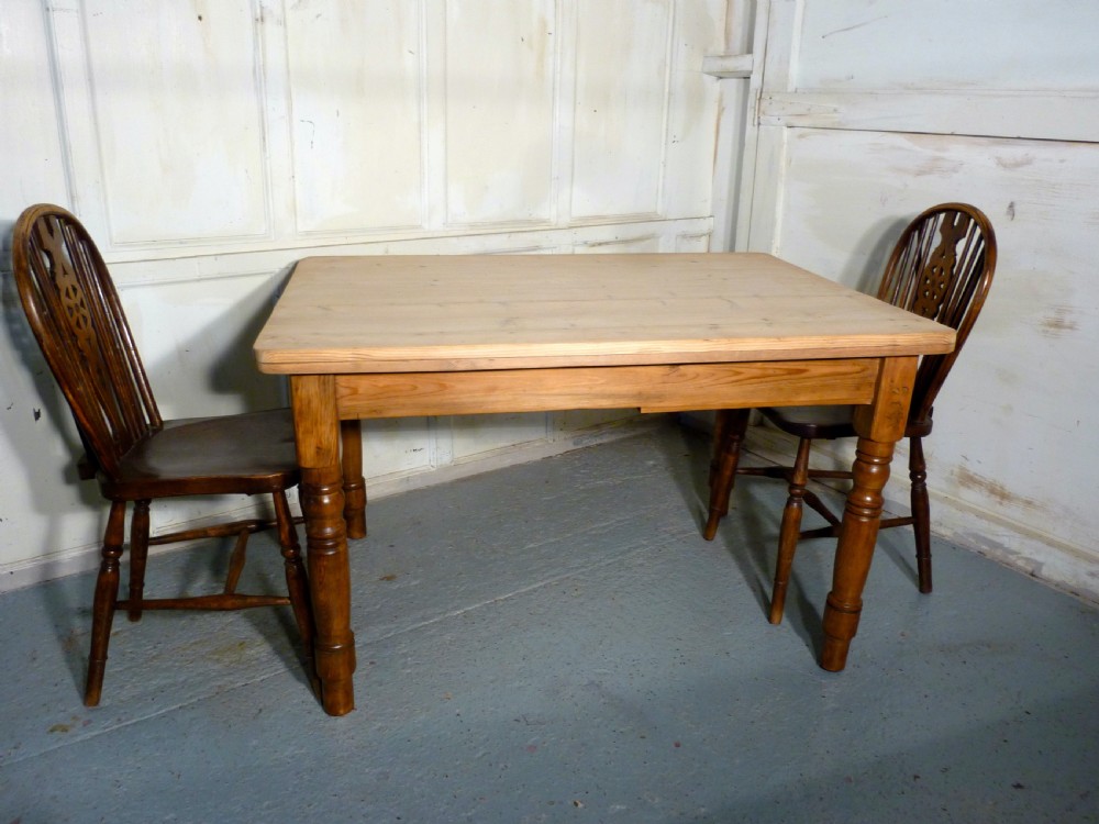 A Traditional Victorian Scrub Top Pine Kitchen Table View III