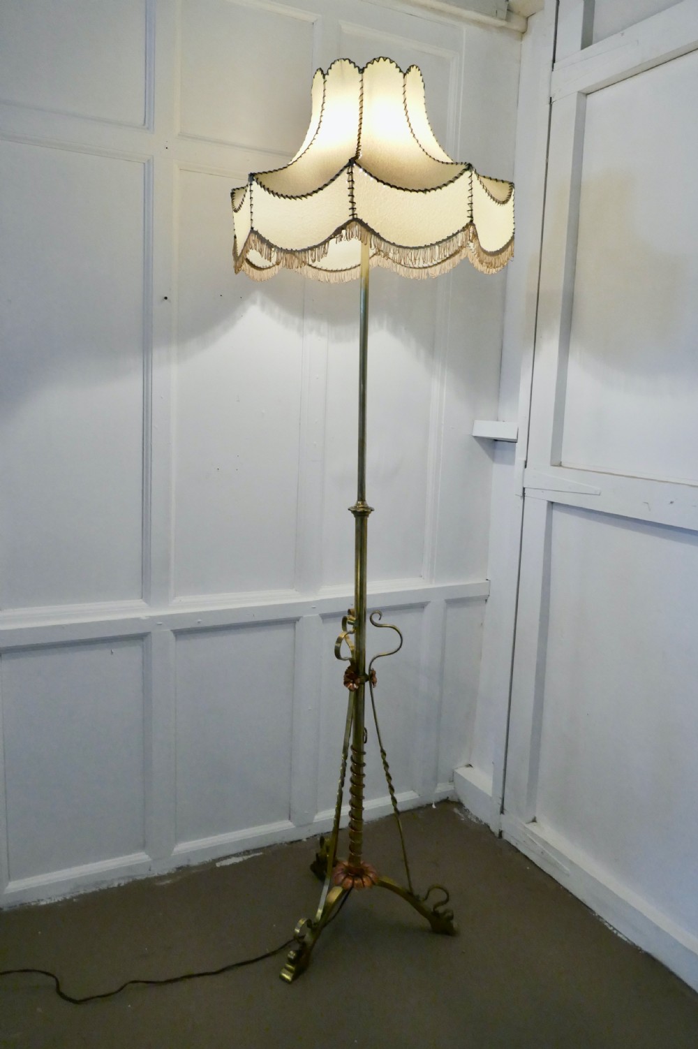 Arts and Crafts Extending Brass Floor Lamp, Standard Lamp View VII