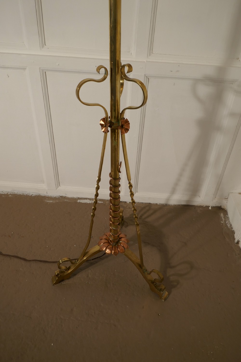 Arts and Crafts Extending Brass Floor Lamp, Standard Lamp View VIII