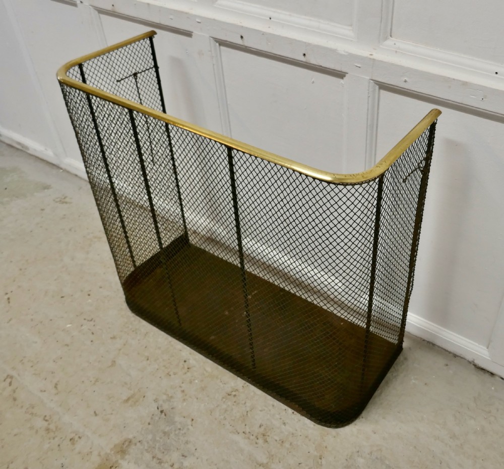 Very Large High Victorian Nursery Guard Fire Fender  View V