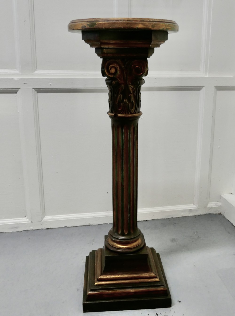 19th Century Italian Carved Gilt Wood Column Display Pedestal View II