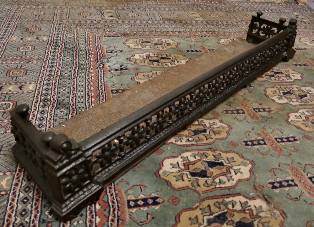 Victorian Arts and Crafts Cast Iron Fender Decorated with Sun Flowers View IV