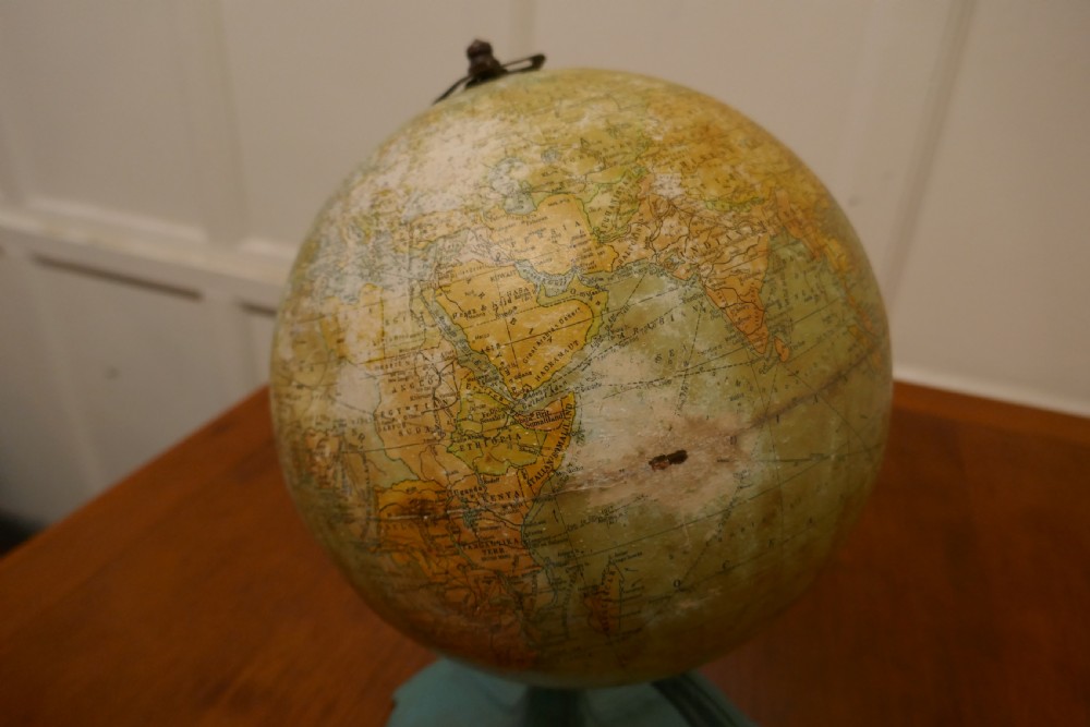 HAMMOND’s Art Deco 9” Terrestrial Globe   View IV