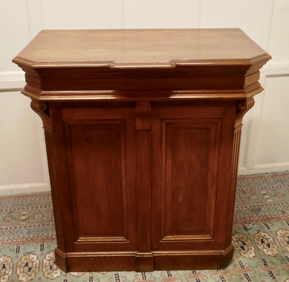 French Oak Hotel Restaurant Reception Hostess Greeting Station, Greeter View II