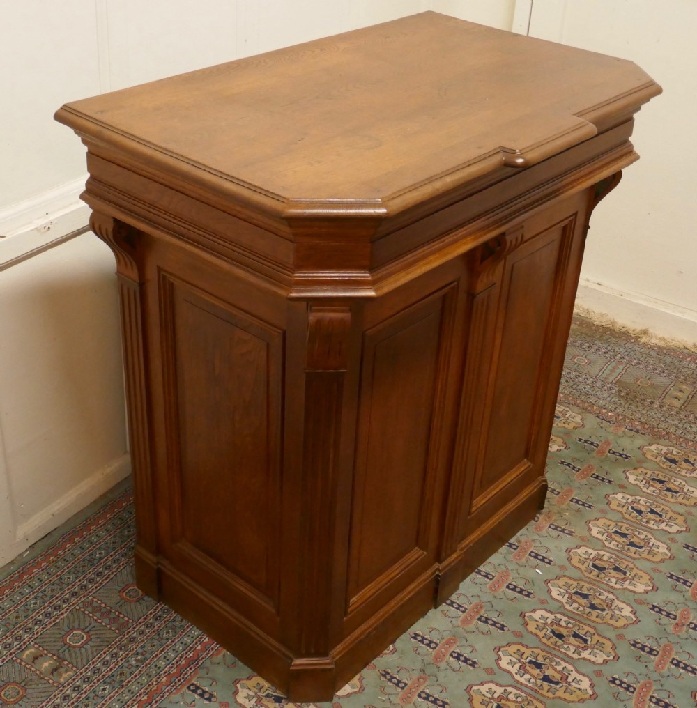 French Oak Hotel Restaurant Reception Hostess Greeting Station, Greeter View IV