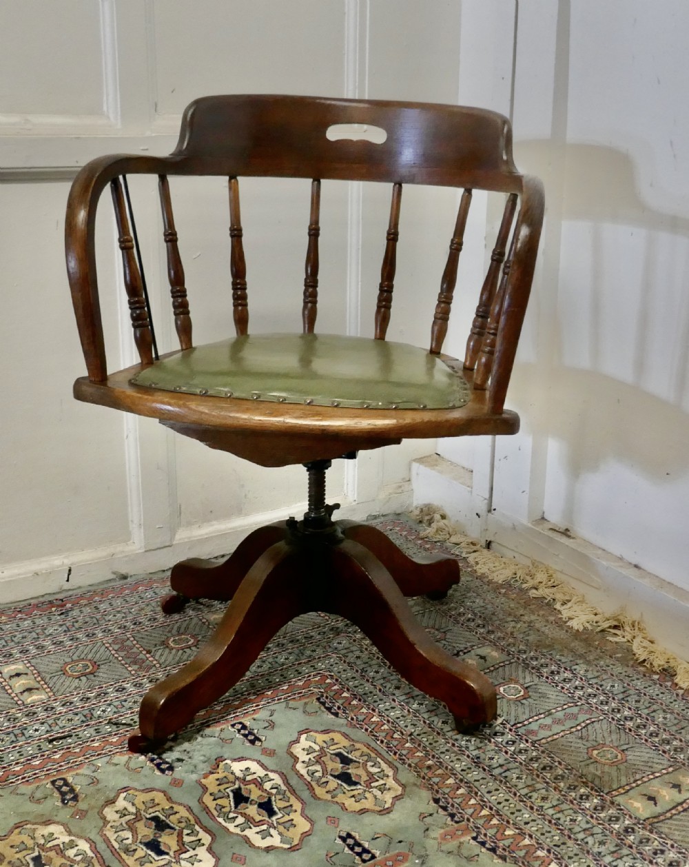 Edwardian Oak Office Desk Chair, Smokers Bow