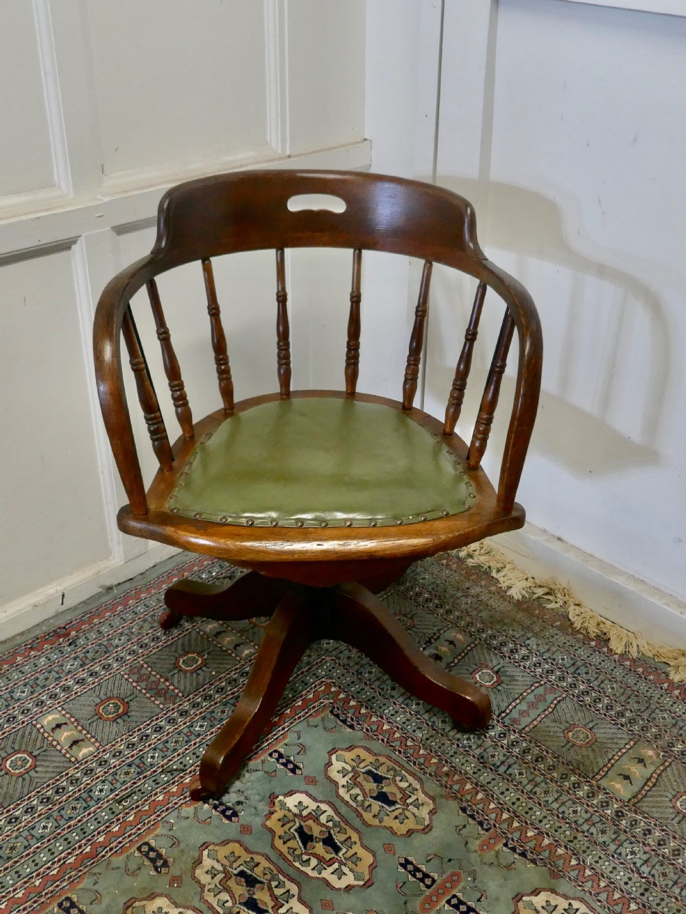 Edwardian Oak Office Desk Chair, Smokers Bow View IV