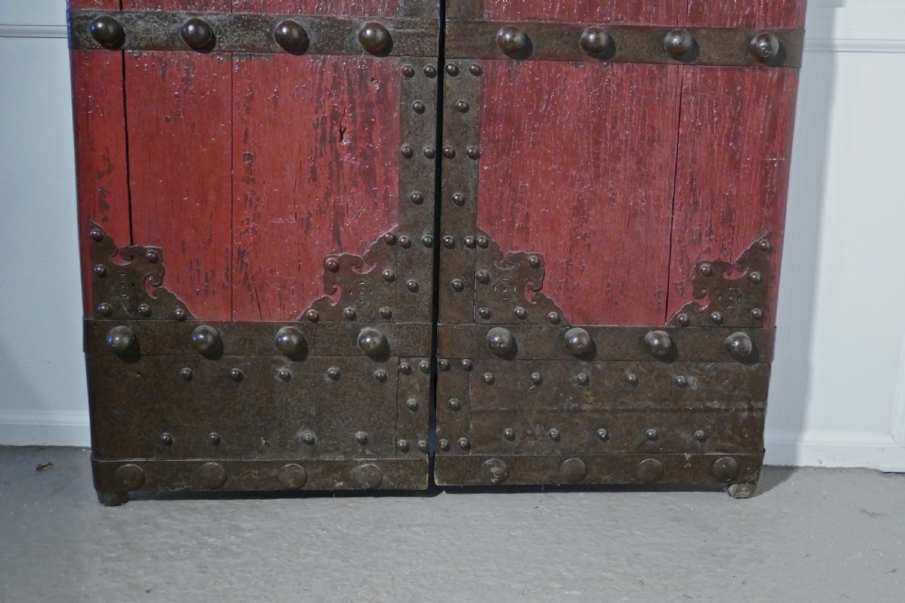 18th Century Heavy Painted Oak and Iron Oriental Doors View VII