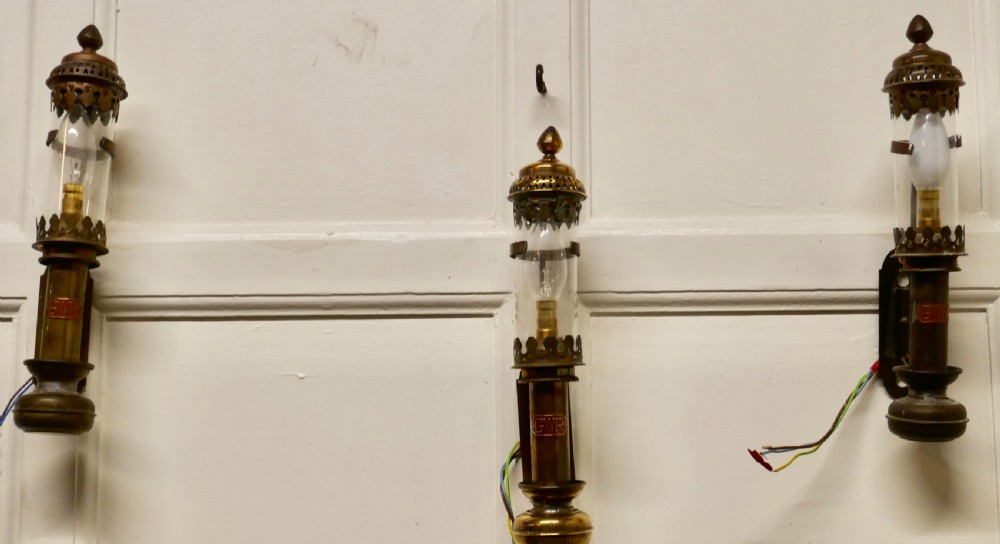 3 Pullman Style Brass Lamps, Railway Carriage Wall Lights View IV