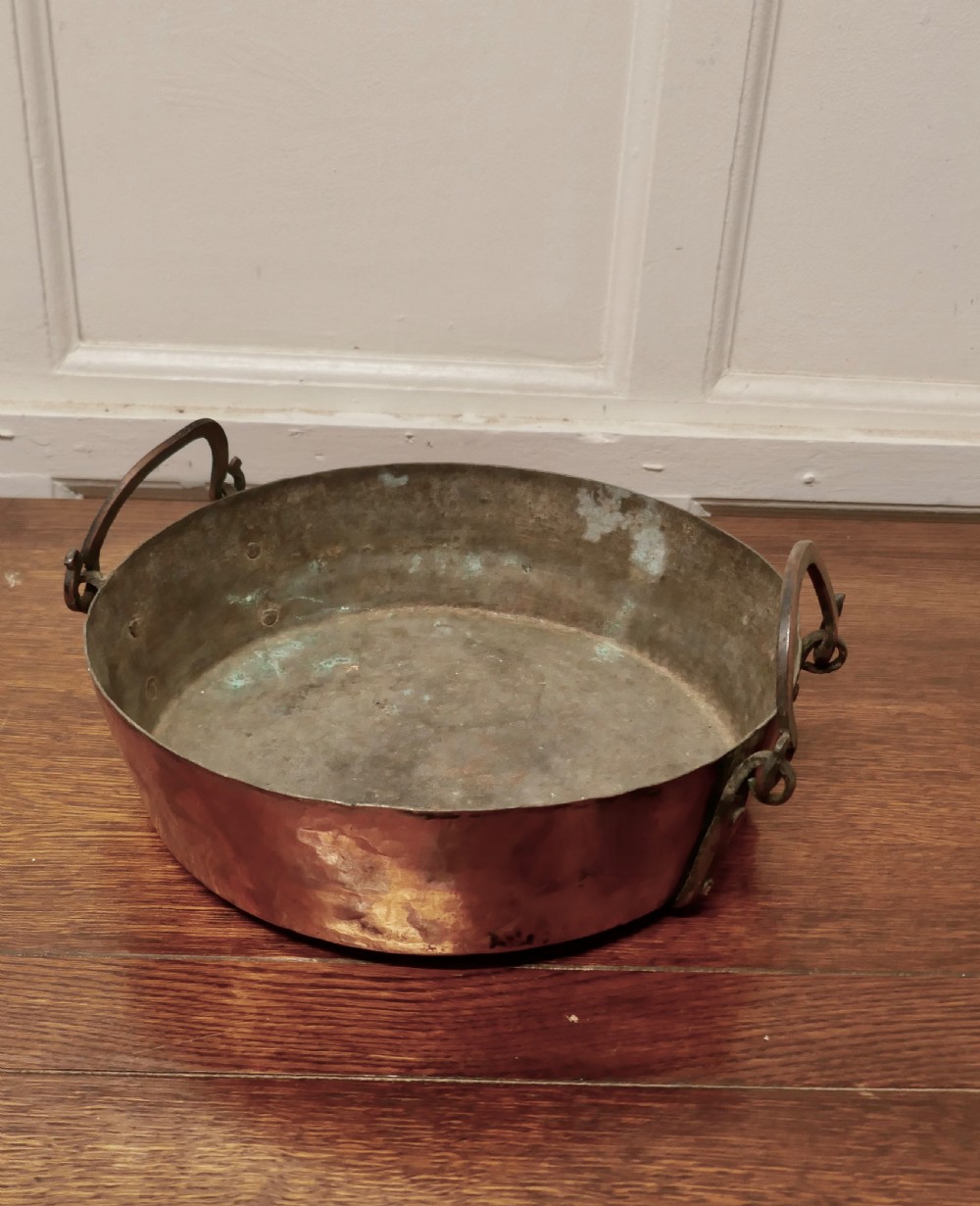 Fine Quality 19th Century Copper Roasting Pan  View III