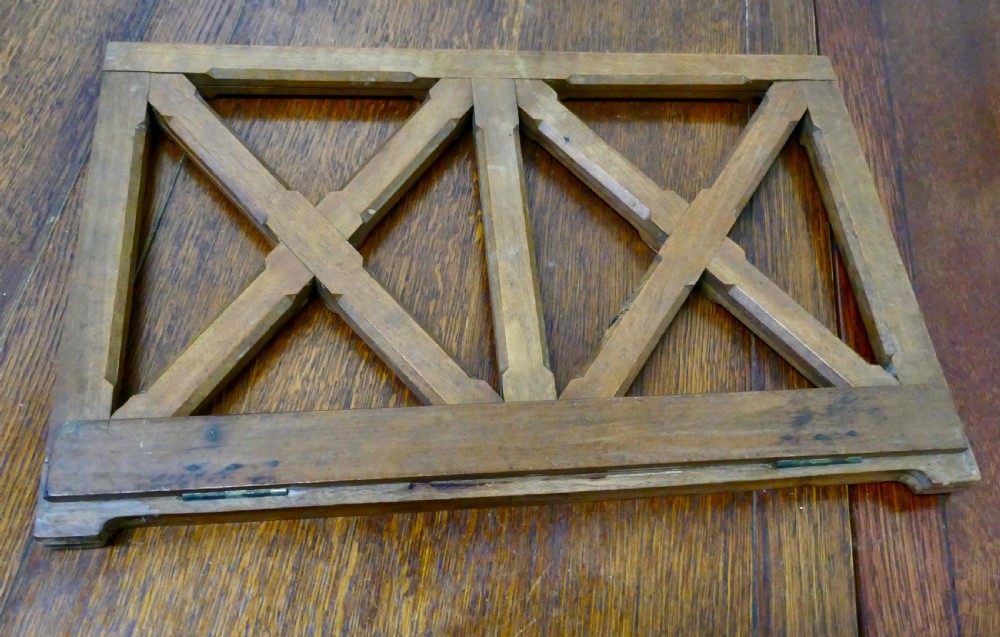 French Arts and Crafts Walnut Folding Book Rest or Music Stand, Lutrin View V