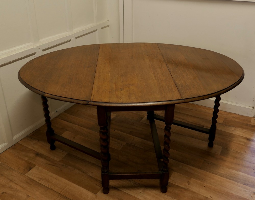 Good Victorian Solid Oak Barley Twist Gate Leg Dining Table View II