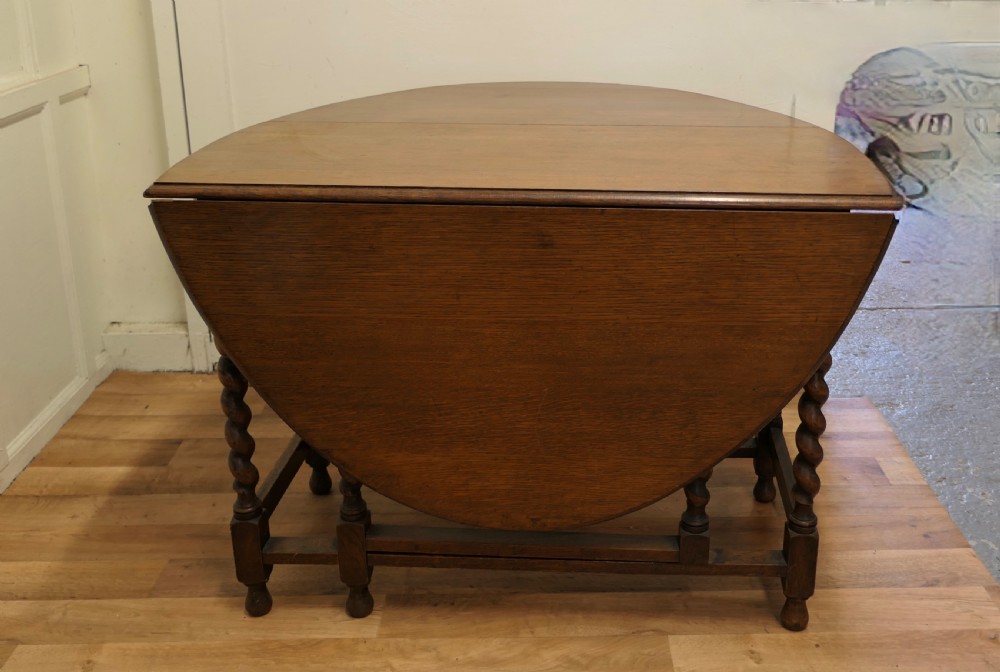 Good Victorian Solid Oak Barley Twist Gate Leg Dining Table View V