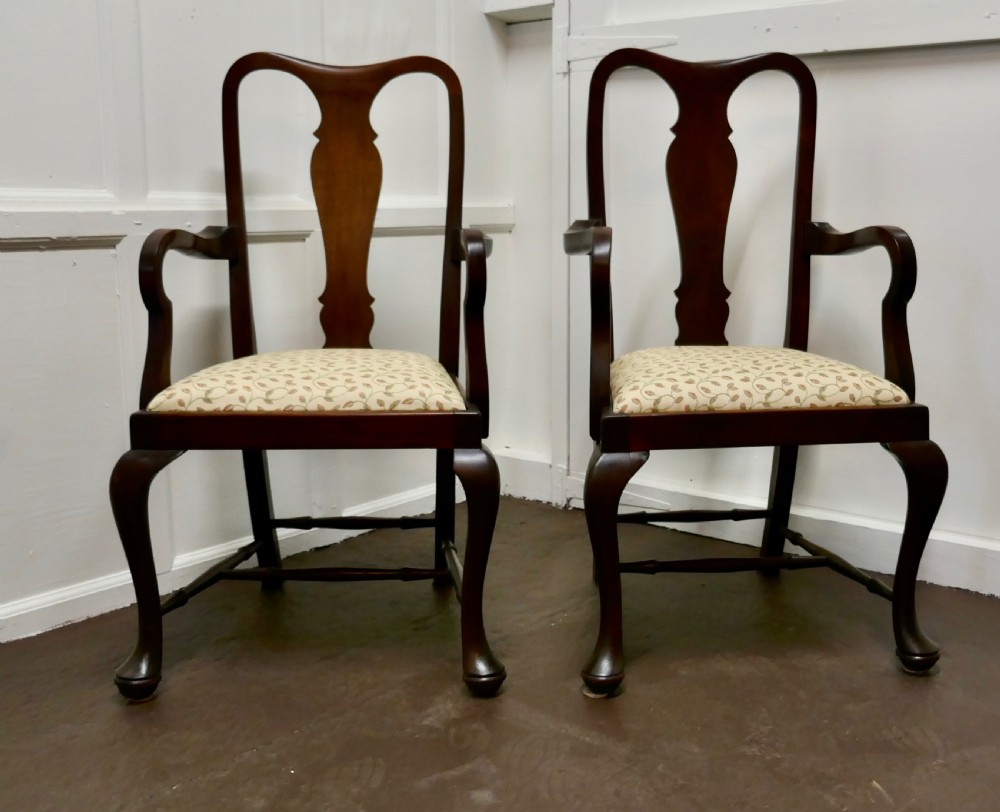 A Set of 6 Queen Anne Style Mahogany Dining Chairs  View V
