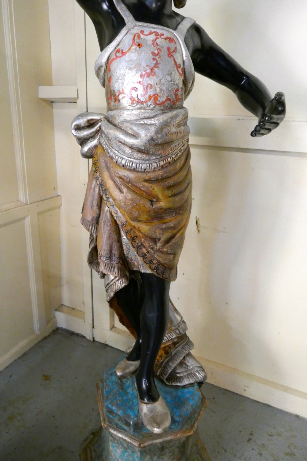 Life size Pair of 19th Century Italian Carved Wooden Statues  View VII