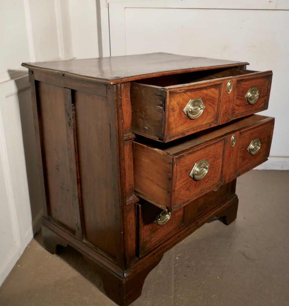 18th Century Small Elm Country Chest of Drawers View VII