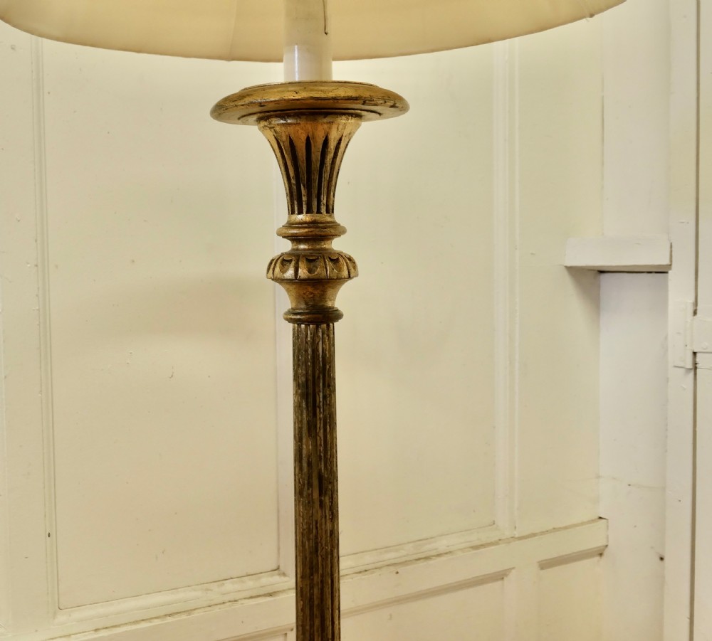 Elegant Carved Giltwood Baroque Style Floor Lamp View VI