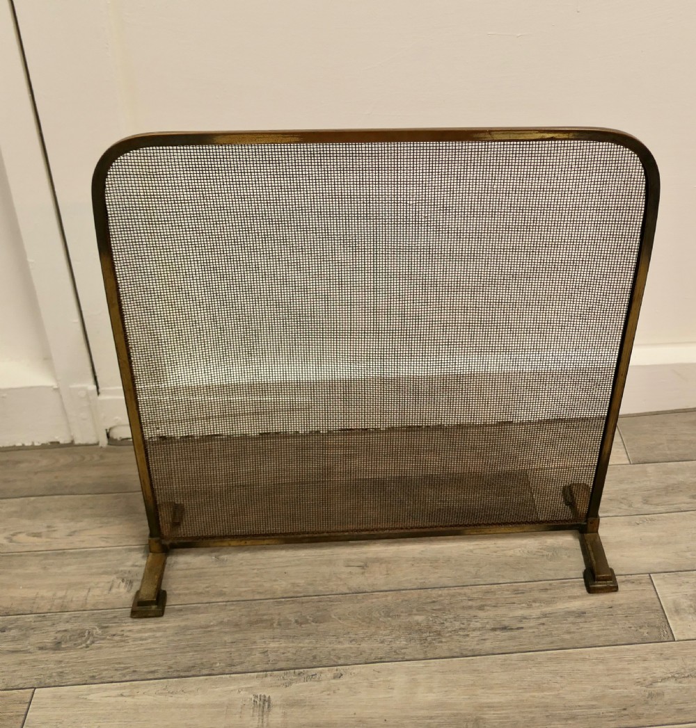  Arts Deco Brass Fire Guard, Spark Screen View IV