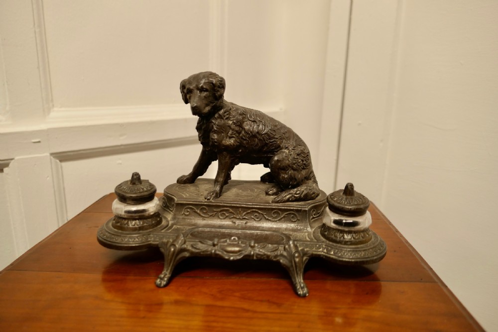 French 2 Pot Inkwell Stand with a Hunting Retriever Dog