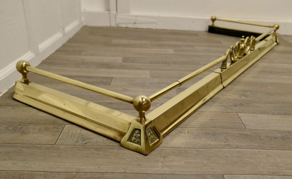 An Art Nouveau Victorian Extending Brass Fender  View IV