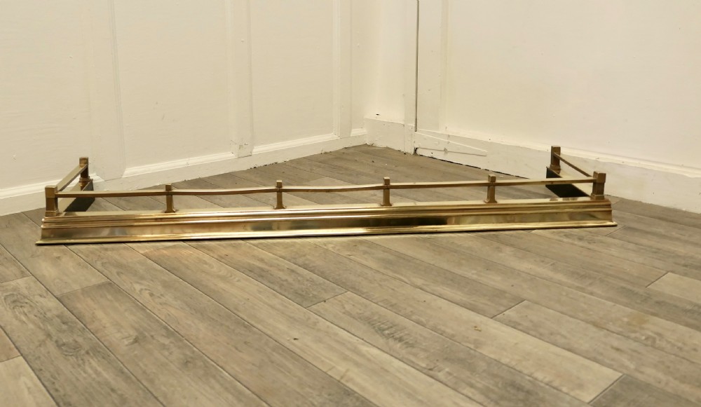 Good Quality Art Deco Brass Fender