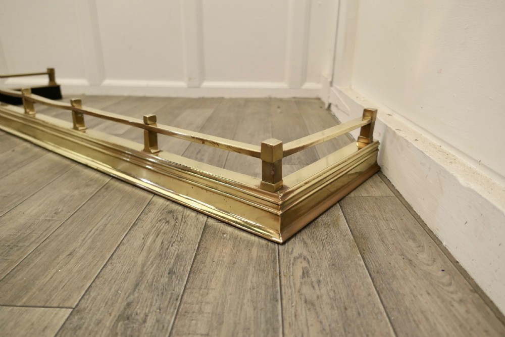 Good Quality Art Deco Brass Fender View VI