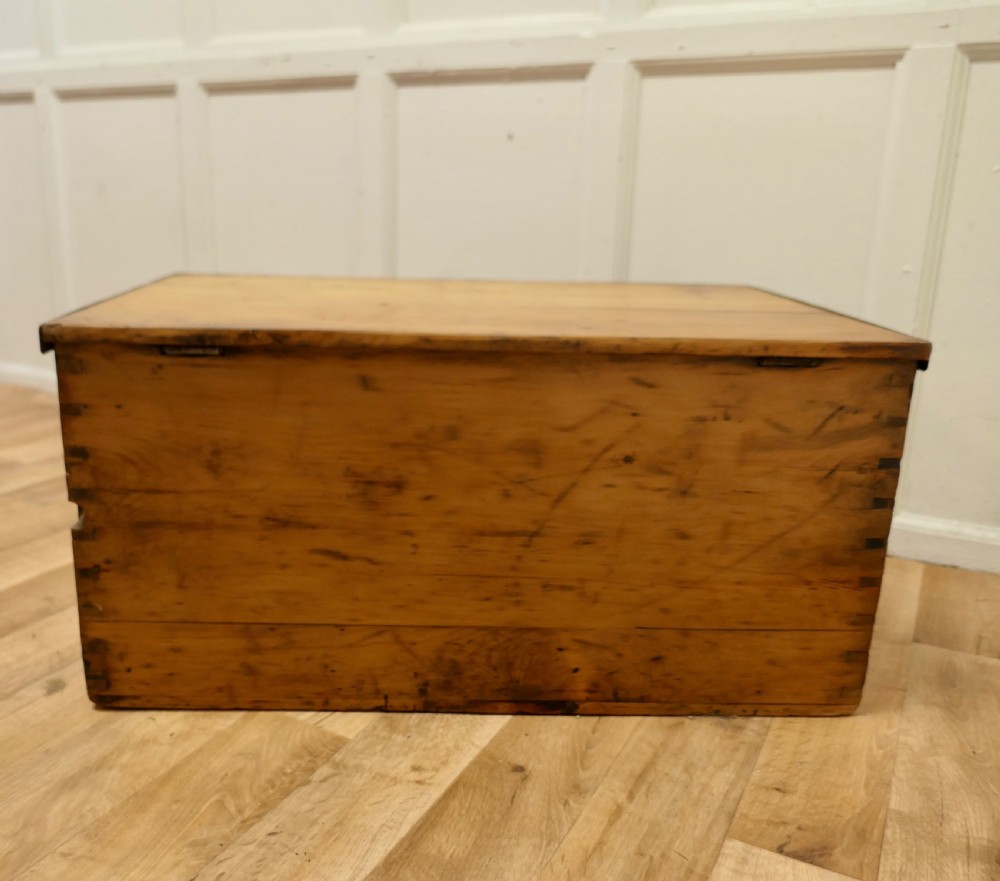 Strong Victorian Pine Blanket Box  View IV