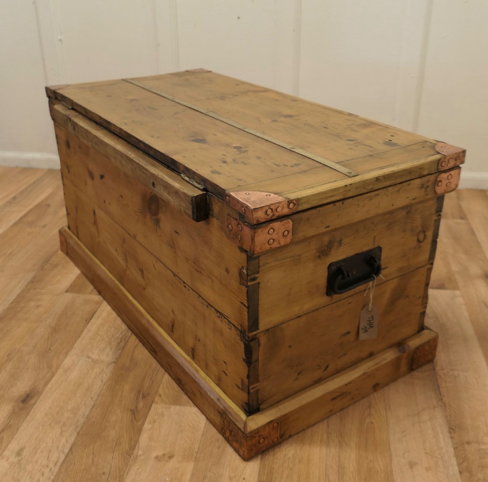 Victorian Pine Carpenters Box  View X