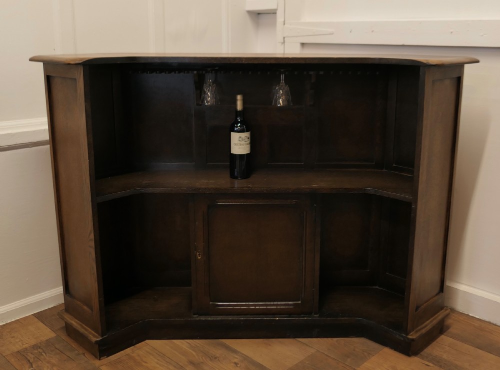 Arts and crafts Oak Hotel Restaurant Reception Hostess Counter, View IX