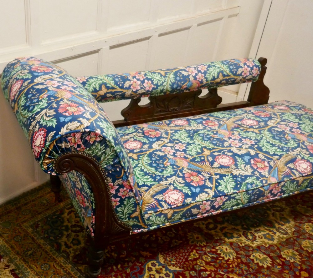 Edwardian Mahogany Chaise Long, William Morris Fabric View V