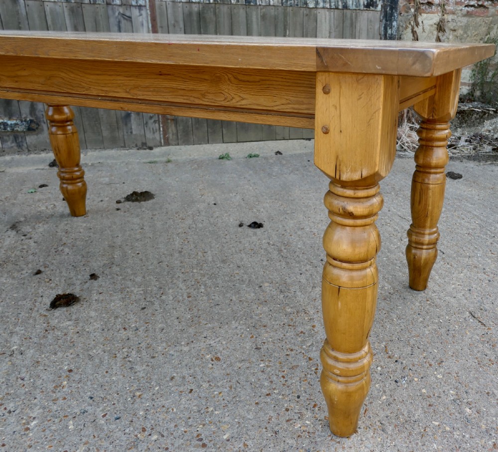 Good Size Rustic Farmhouse Table in Oak View V