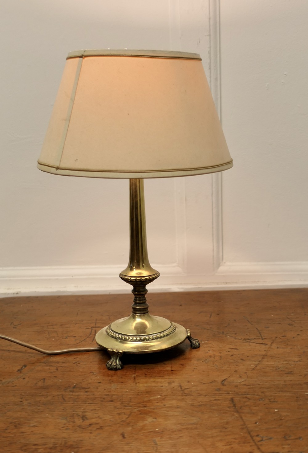 Pretty Brass Table Lamp