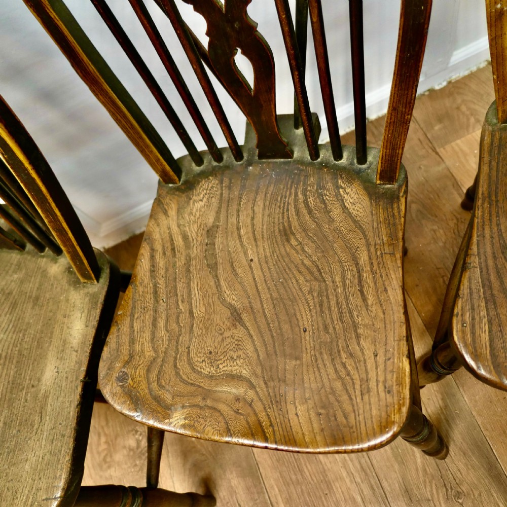 A Lovely Old Set of 4 Ash & Elm Wheel Back Windsor Kitchen Chairs View VI
