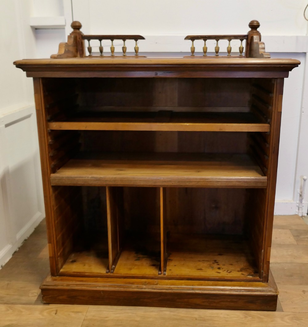 Pitch Pine Hotel Restaurant Reception Hostess Greeting Station, Greeter View VI