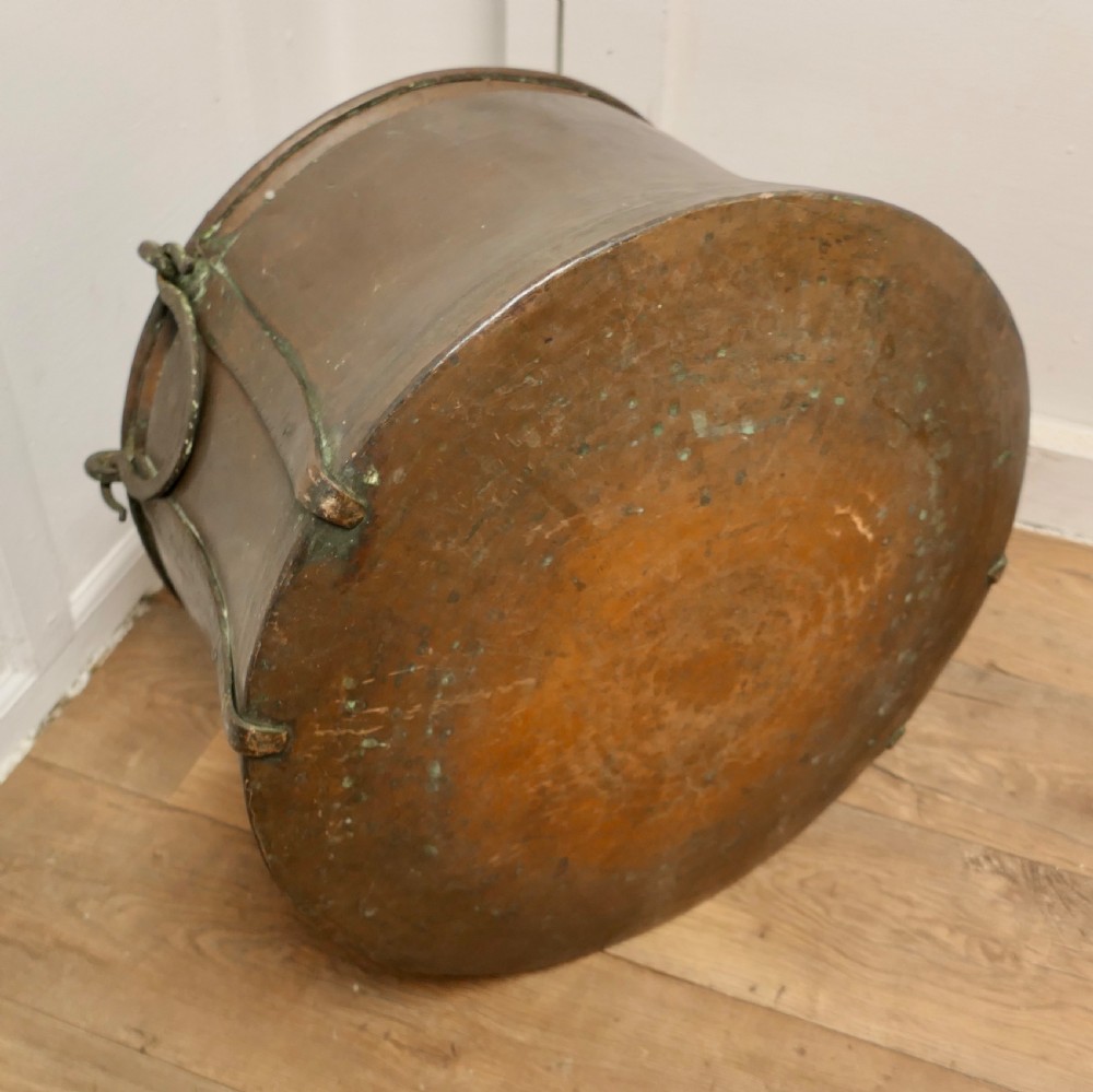 Large Georgian Copper Cauldron   View VI