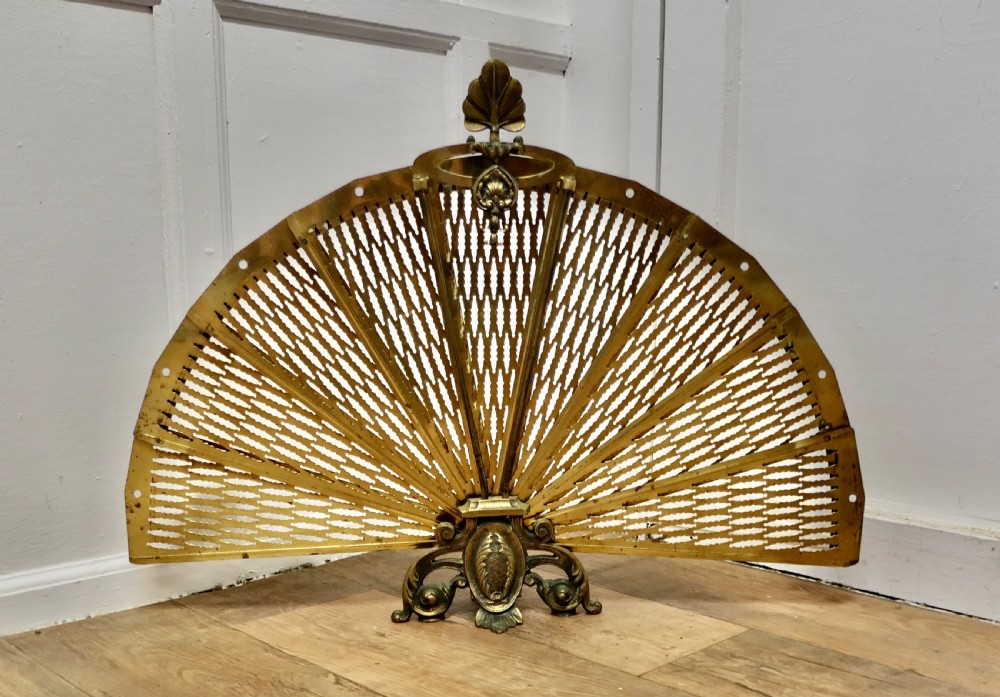 Victorian Folding Brass Fire Screen Peacock’s Tail Fire Guard View III