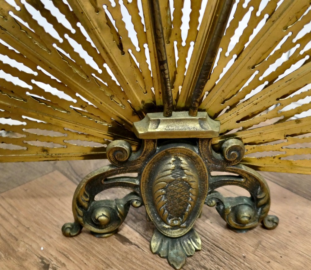 Victorian Folding Brass Fire Screen Peacock’s Tail Fire Guard View V