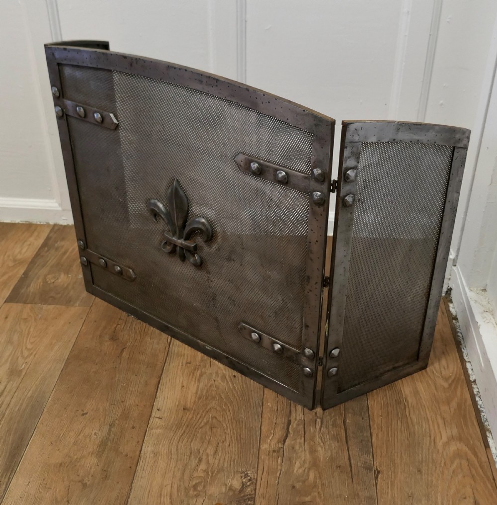Heavy Arts and Crafts Steel Fire Guard for Inglenook Fireplace View V