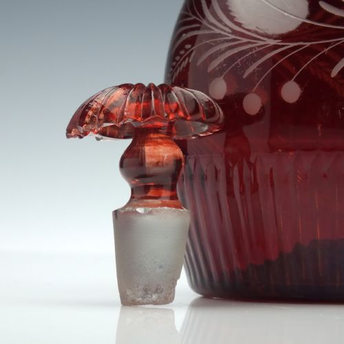 19TH CENTURY ENGRAVED RUBY GLASS PORT DECANTER C1840 - ADDITIONAL PHOTO 7