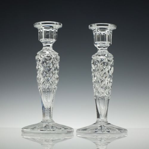 PAIR OF EARLY 20TH CENTURY CRYSTAL GLASS CANDLESTICKS C1900 - ADDITIONAL PHOTO 1