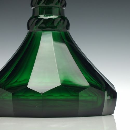 PAIR OF GEORGE V GREEN GLASS SHIP DECANTERS C1920 - ADDITIONAL PHOTO 3