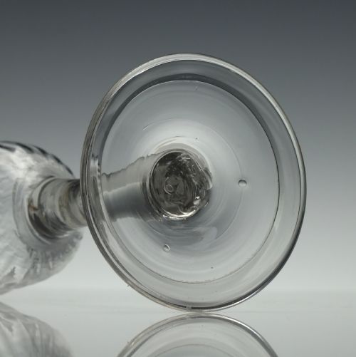 ENGRAVED AND RIB MOULDED 18TH CENTURY PLAIN STEM WINE GLASS C1740 - ADDITIONAL PHOTO 6